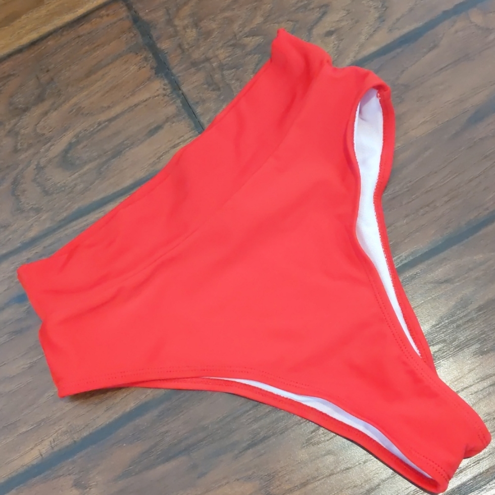 NWOT white and red bikini set 36D S - Picture 5 of 8